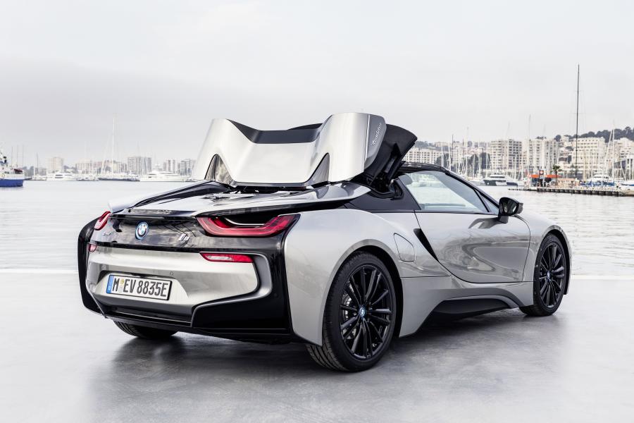  BMW i8 Roadster (I15) 2018 года  (WW) (фото 138 из 198)